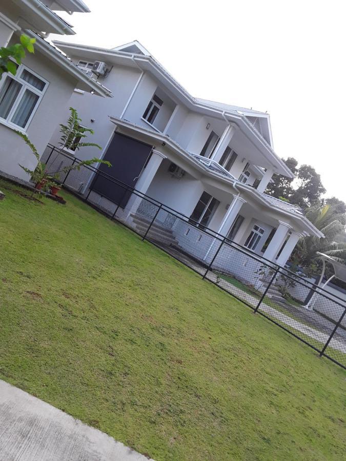 Maison Cattleya Selfcatering Apartment Anse Royale Esterno foto